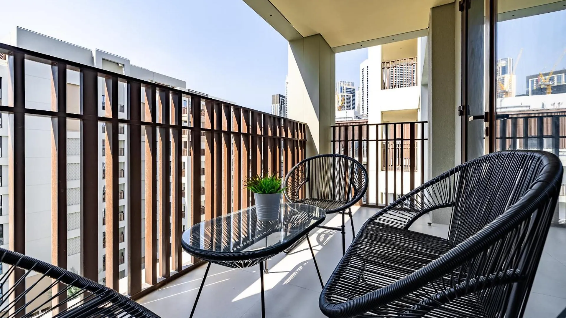 Exquisite 1Bdr Apartment In Creek With Pool View 0*, Dubai