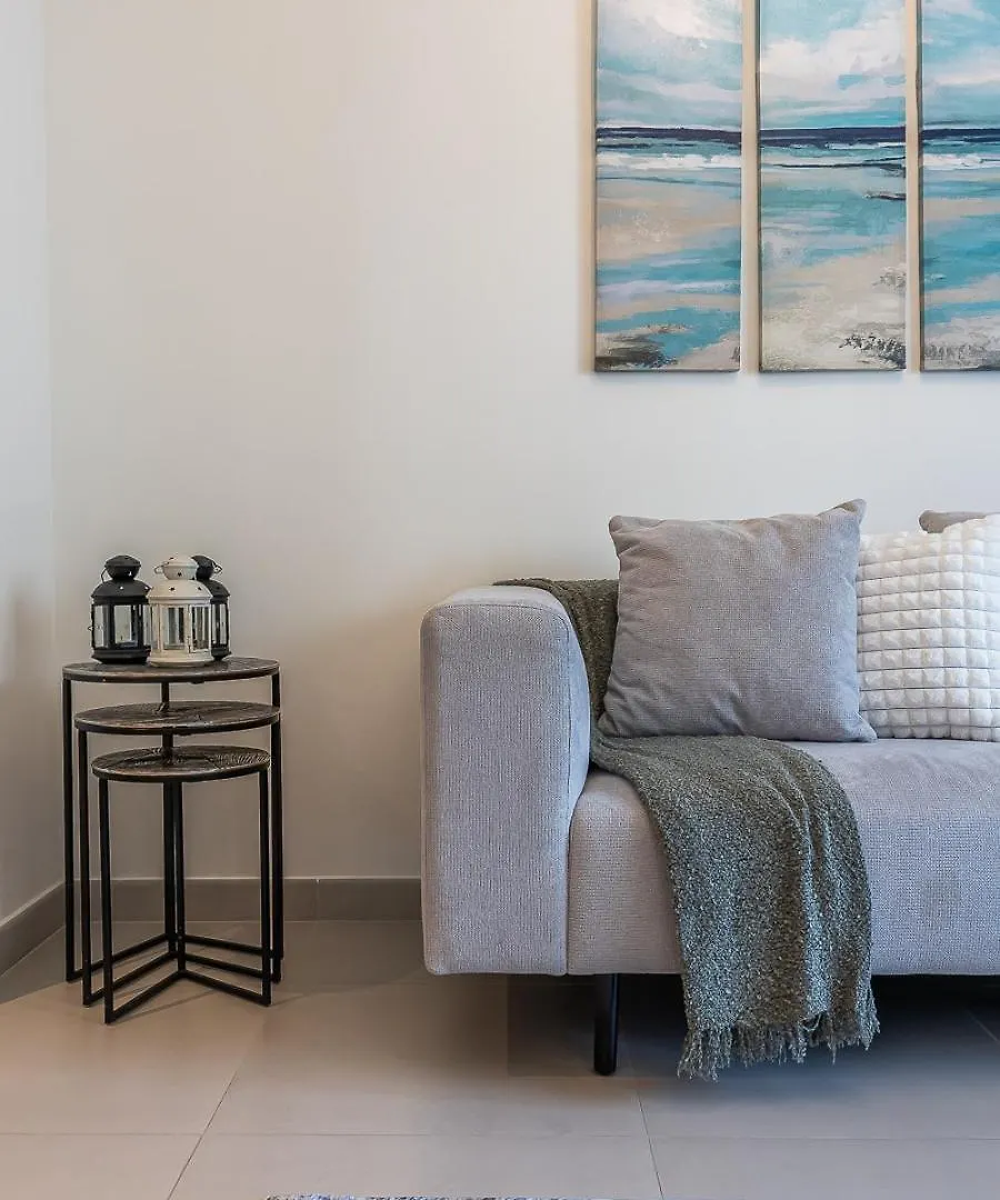 Exquisite 1Bdr Apartment In Creek With Pool View  Dubai