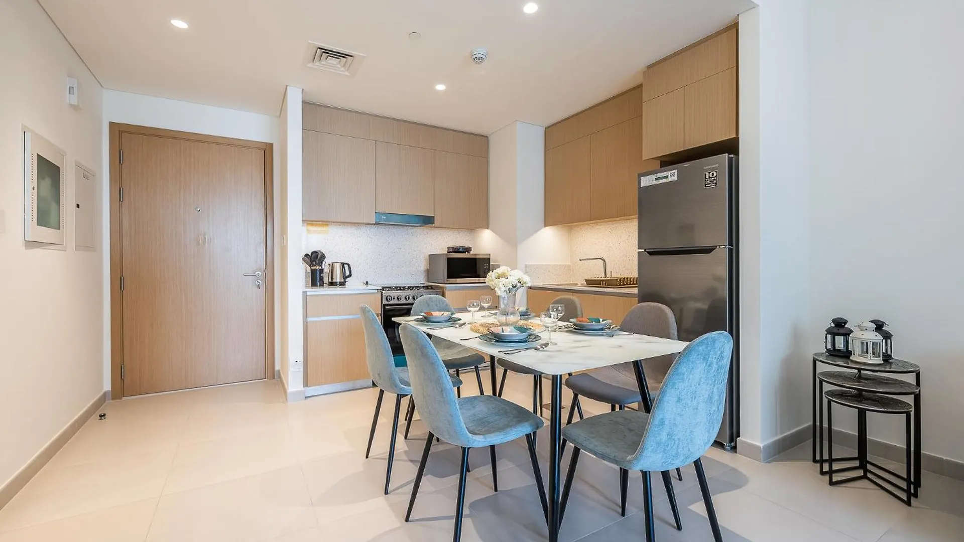 Exquisite 1Bdr Apartment In Creek With Pool View
